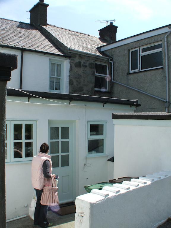 Pen Llyn Quarryman'S Cottage Trefor  Bilik gambar